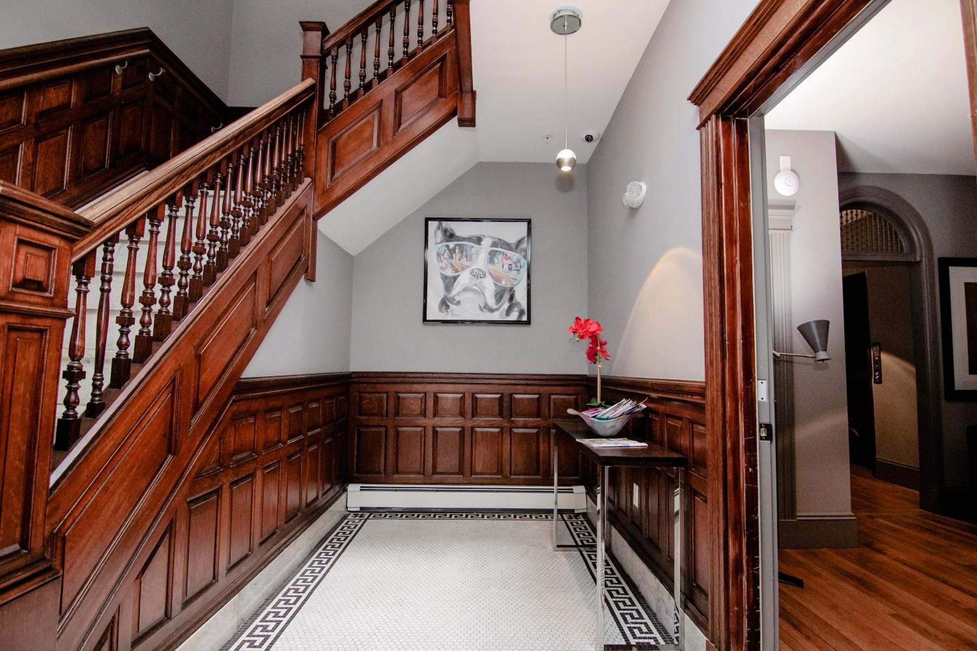 A Stylish Stay W/ A Queen Bed, Heated Floors.. #15 Brookline Exterior foto